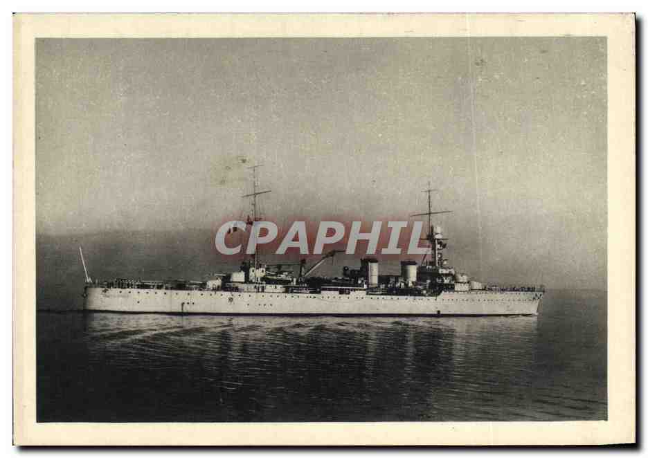 CPA Bateau La Motte picquet Croiseur de 8000 tonnes 
