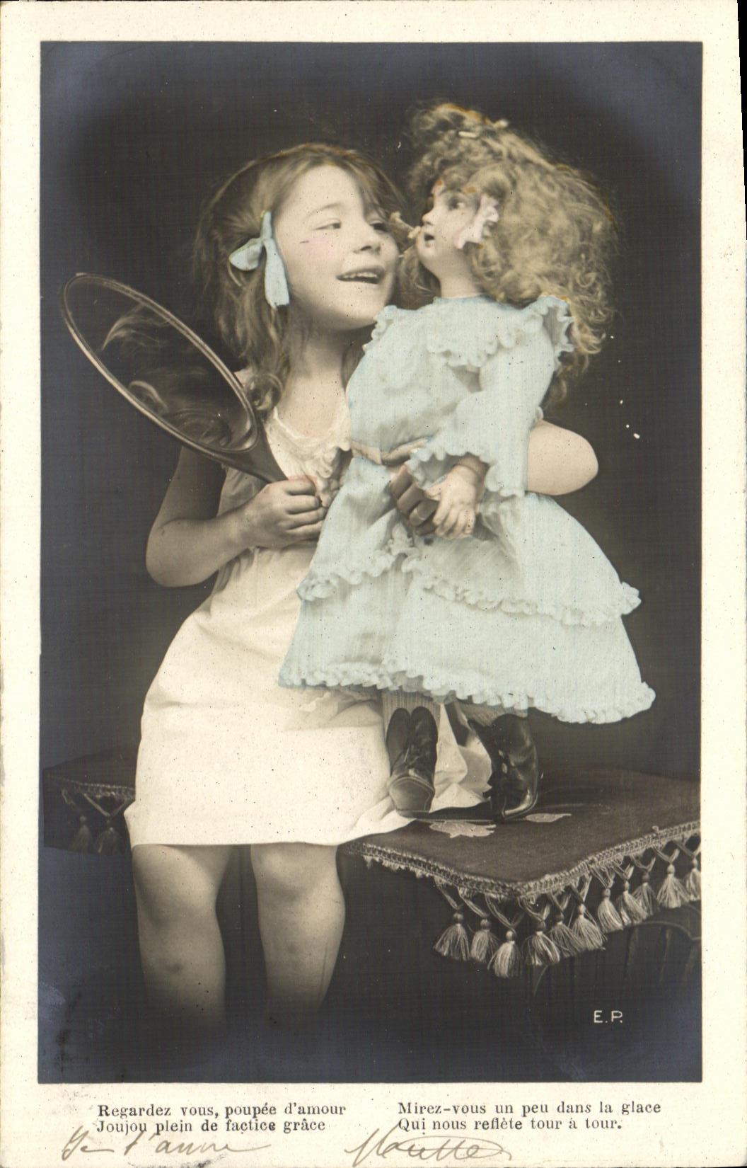 CPA Fantaisie Enfant Poupee