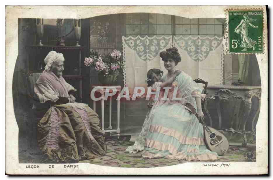 CPA Fantaisie Femme Lecon de danse
