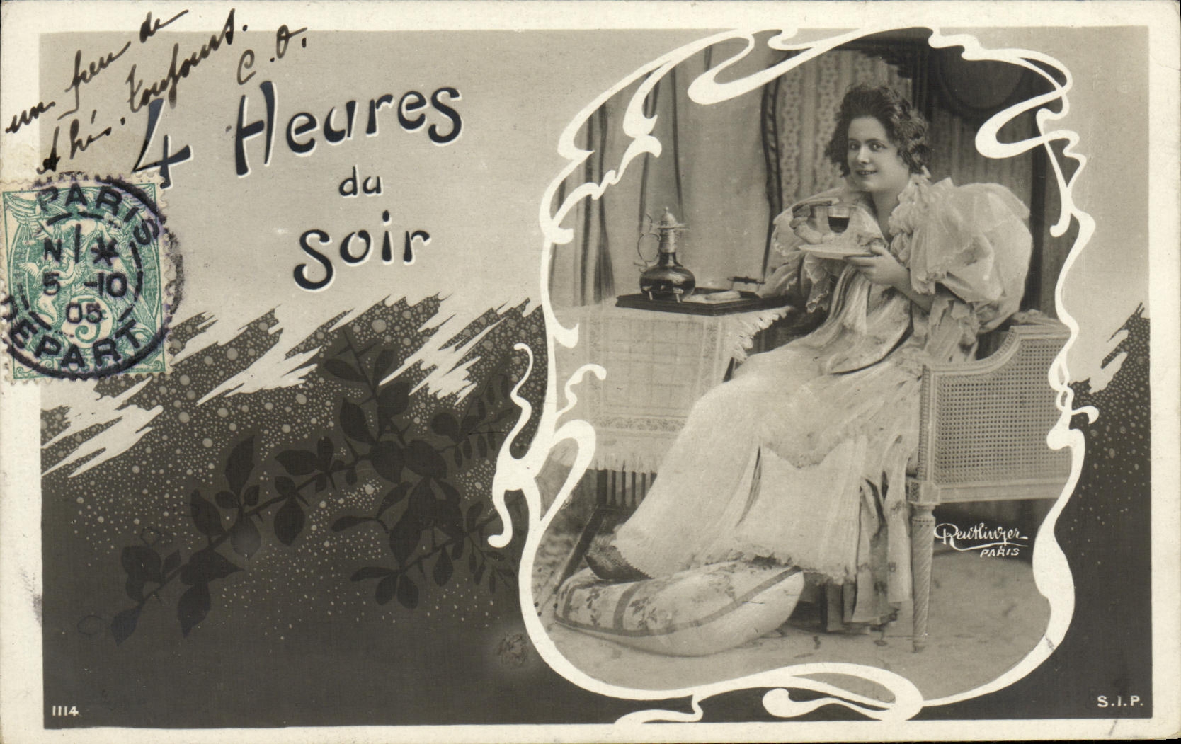 Femme en robe de nuit — 4 Heures du Soir — Reuchiger, Paris, n°1114