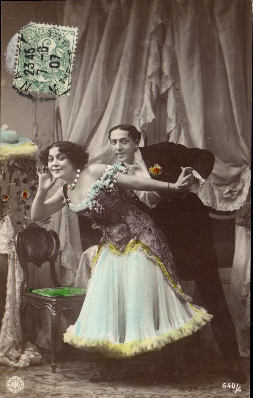 Danseurs en scène — scène de théâtre — Neue Photographische Gesellschaft A.G. Steglitz, Berlin, n° 640/4
