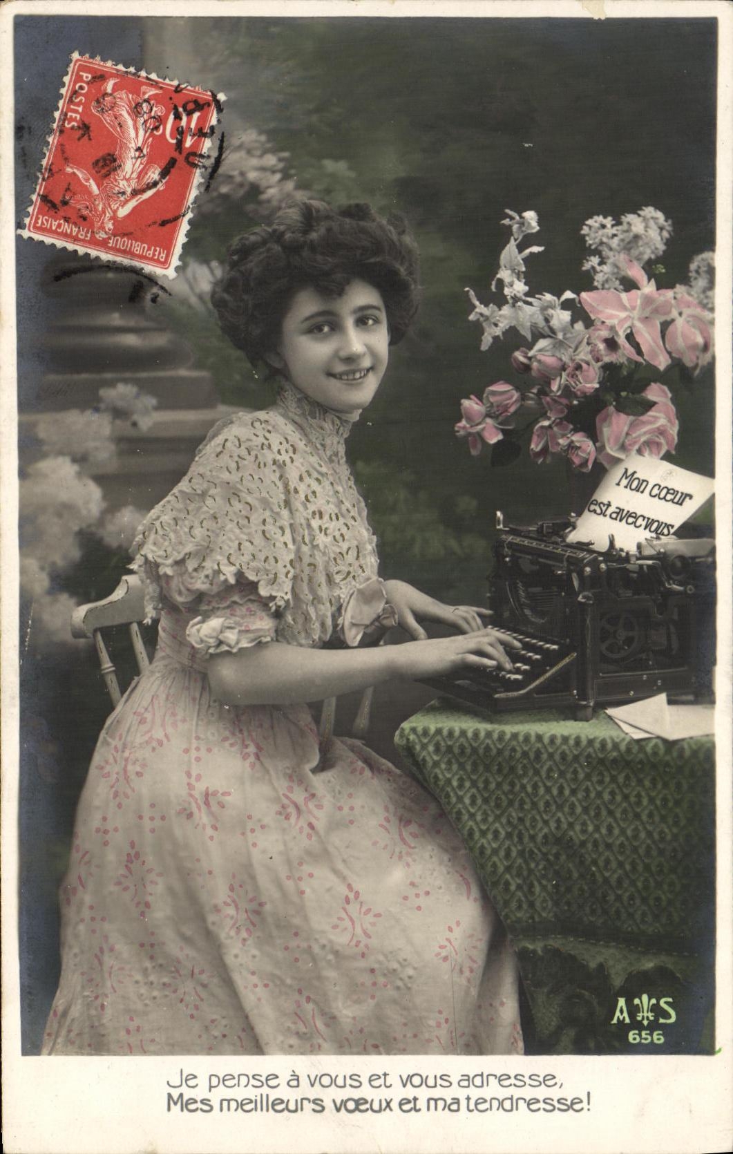 Je pense à vous et vous adresse mes meilleurs vœux — jeune femme à la machine à écrire — éditeur A&S n°656