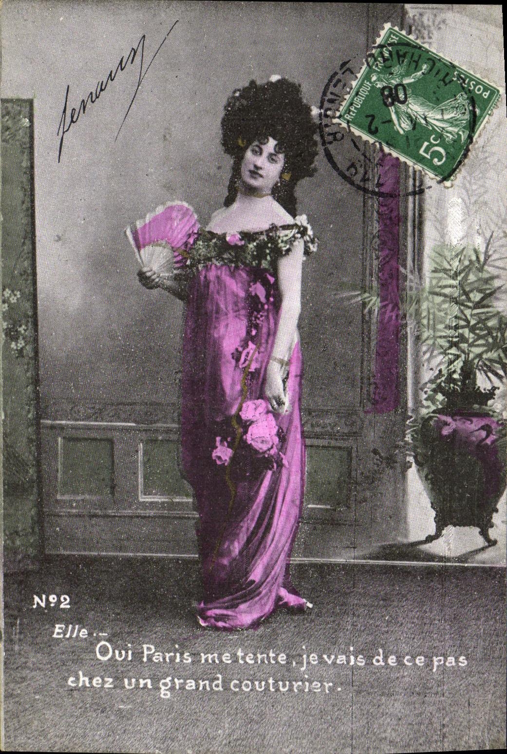 Féneray — Frau in einem violetten Kleid mit Fächer — Verlag Richard, Nr. 2