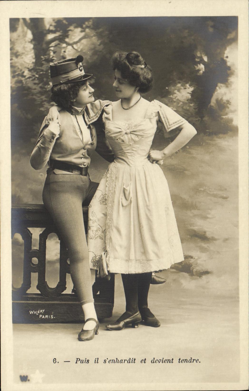 Dos jóvenes mujeres — escena teatral — Walery, París, n°6
