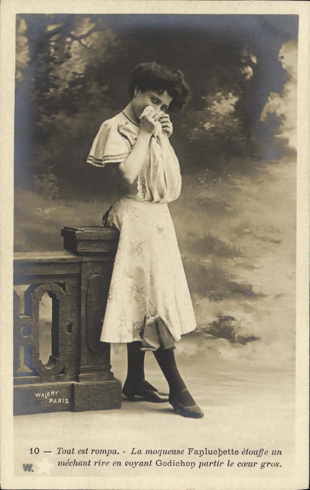Fayluchette smothers a big heart — The teasing Fayluchette smothers a big heart upon seeing Godichop leave — Wajery Paris, no. 10