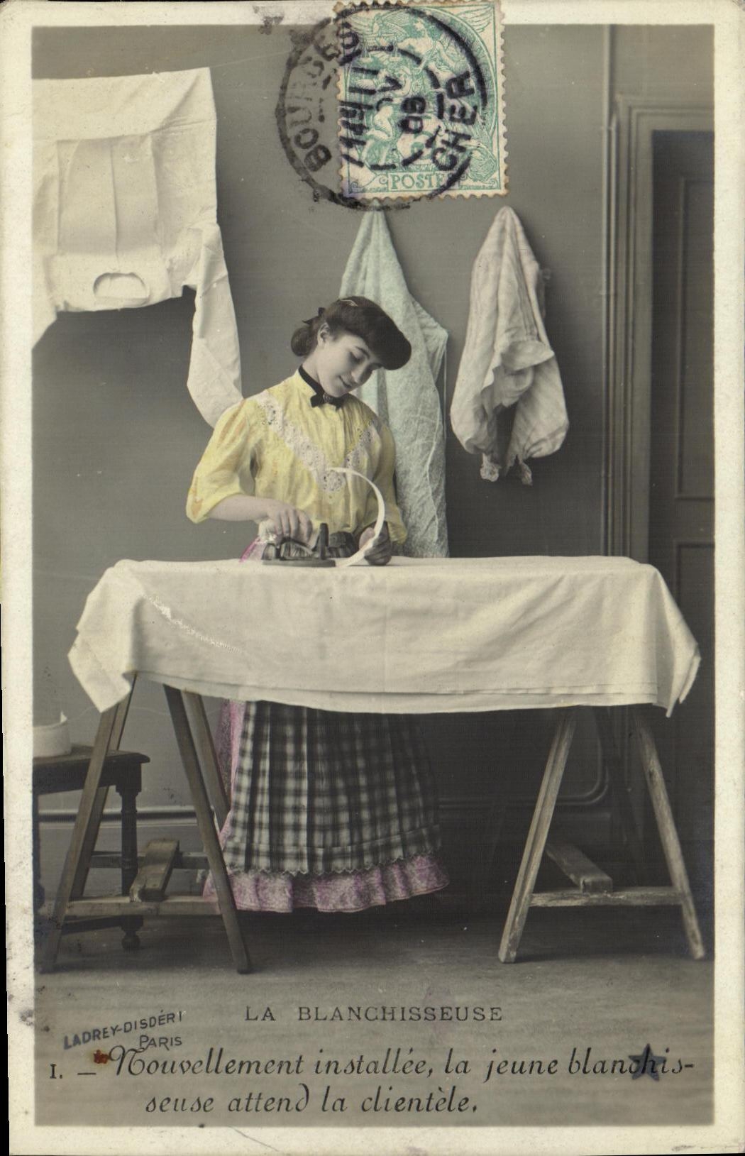 CPA Fantaisie Femme La blanchisseuse