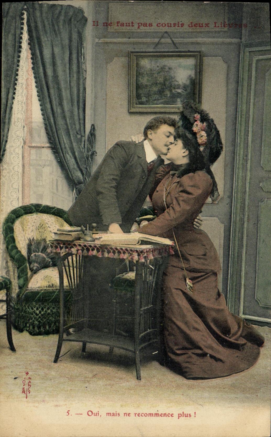 Un couple enlacé — scène amoureuse avec texte — éditeur 'PARIS' n°5