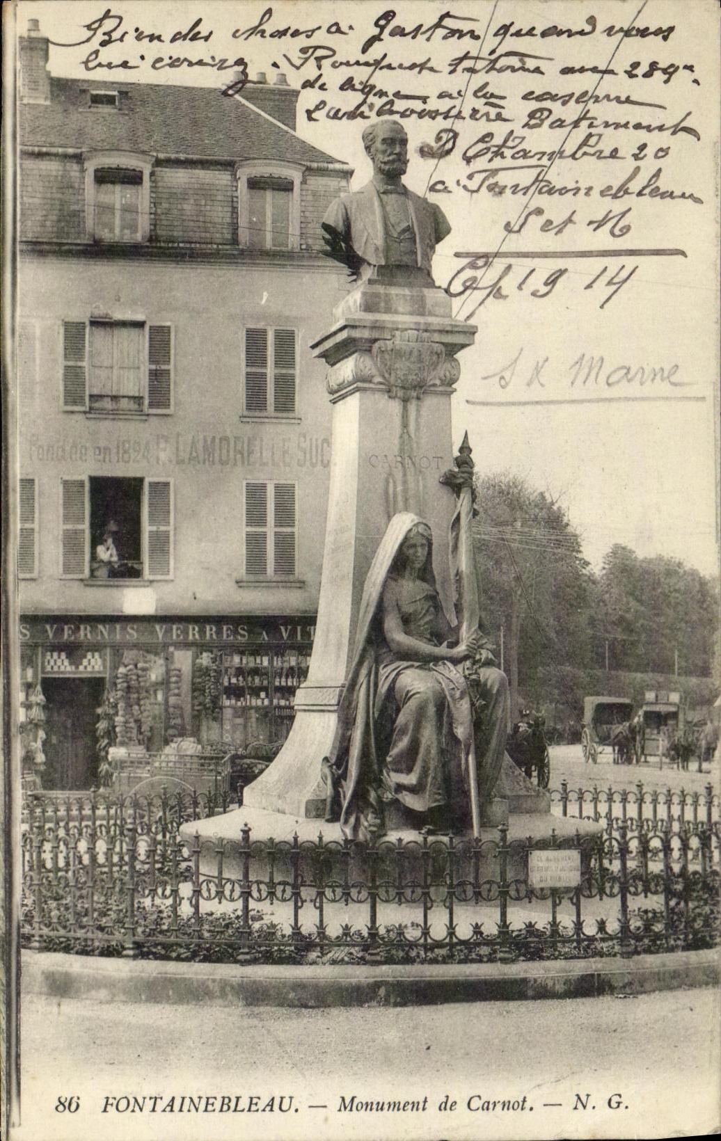 Fontainebleau — Monument de Carnot — N.G.