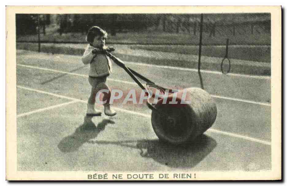 CPA Fantaisie Enfant Bebe ne doute de rien Tennis