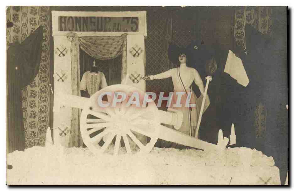 CARTE PHOTO Militaria Honneur au 75 Canon 