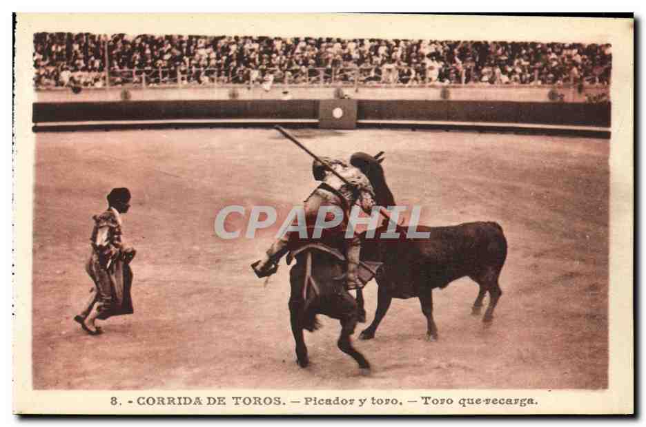 CPA Sport Espagne Corrida Toro Taureau Picador y toro Toro que recarga