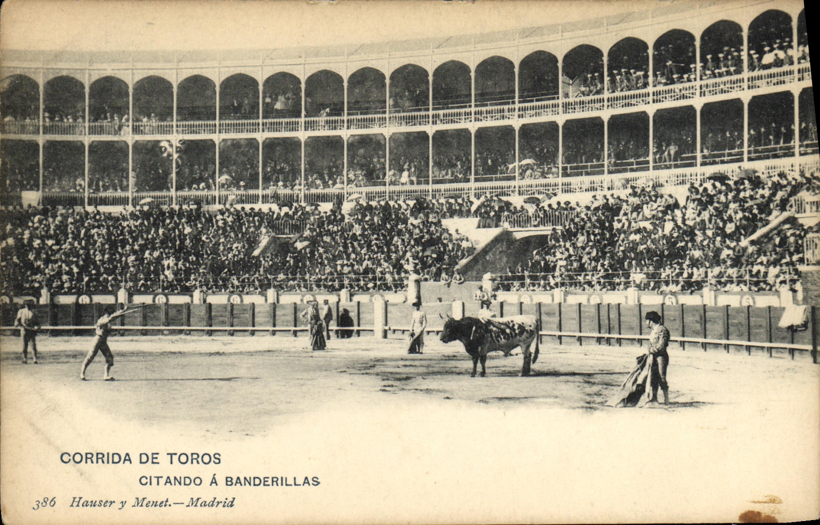 Corrida de toros — Citando á banderillas — Hauser y Menet, n° 386