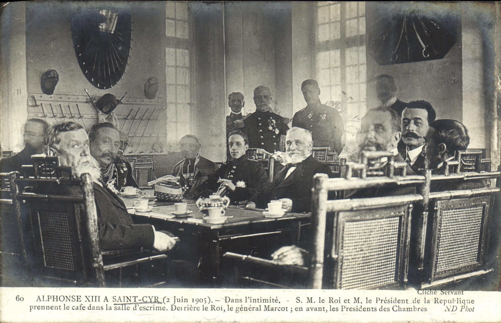 Alphonse XIII à Saint-Cyr — (2 juin 1905) — Dans l'intimité — Cliché Servant ND Phot