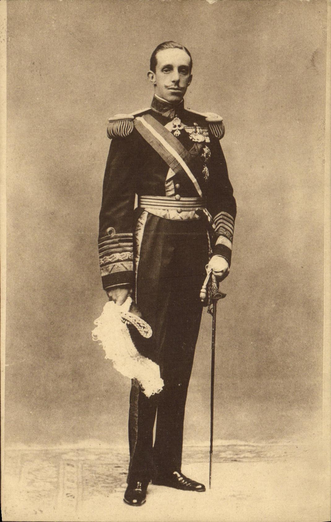 Portrait d'un homme en uniforme militaire — Espagne — Phototypie Paris