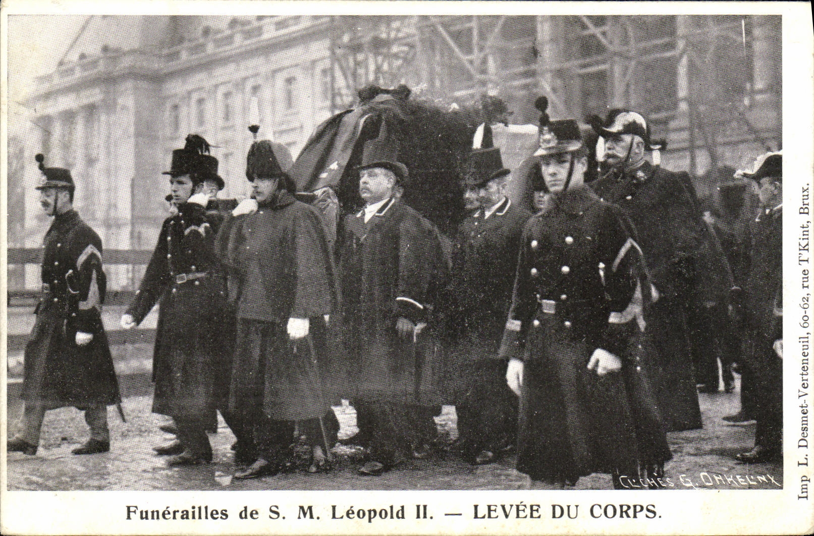 Funérailles de S. M. Léopold II — LEVÉE DU CORPS — Imp. L. Desmet-Verteneuil, 60-62, rue T. Kint, Bruxelles