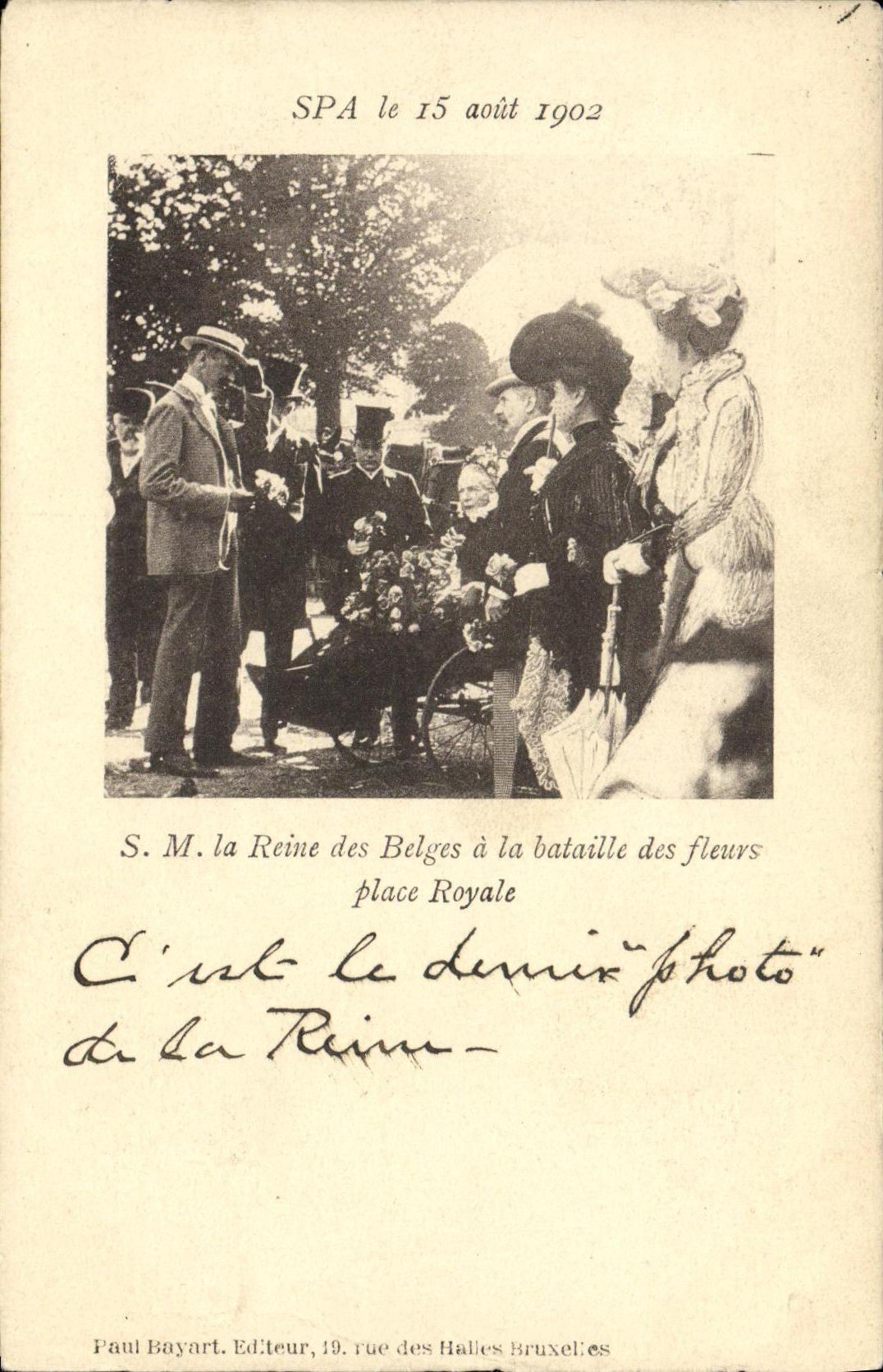 CPA Spa le 15 aout 1902 SM la reine des Belges a la bataille des fleurs place Royale