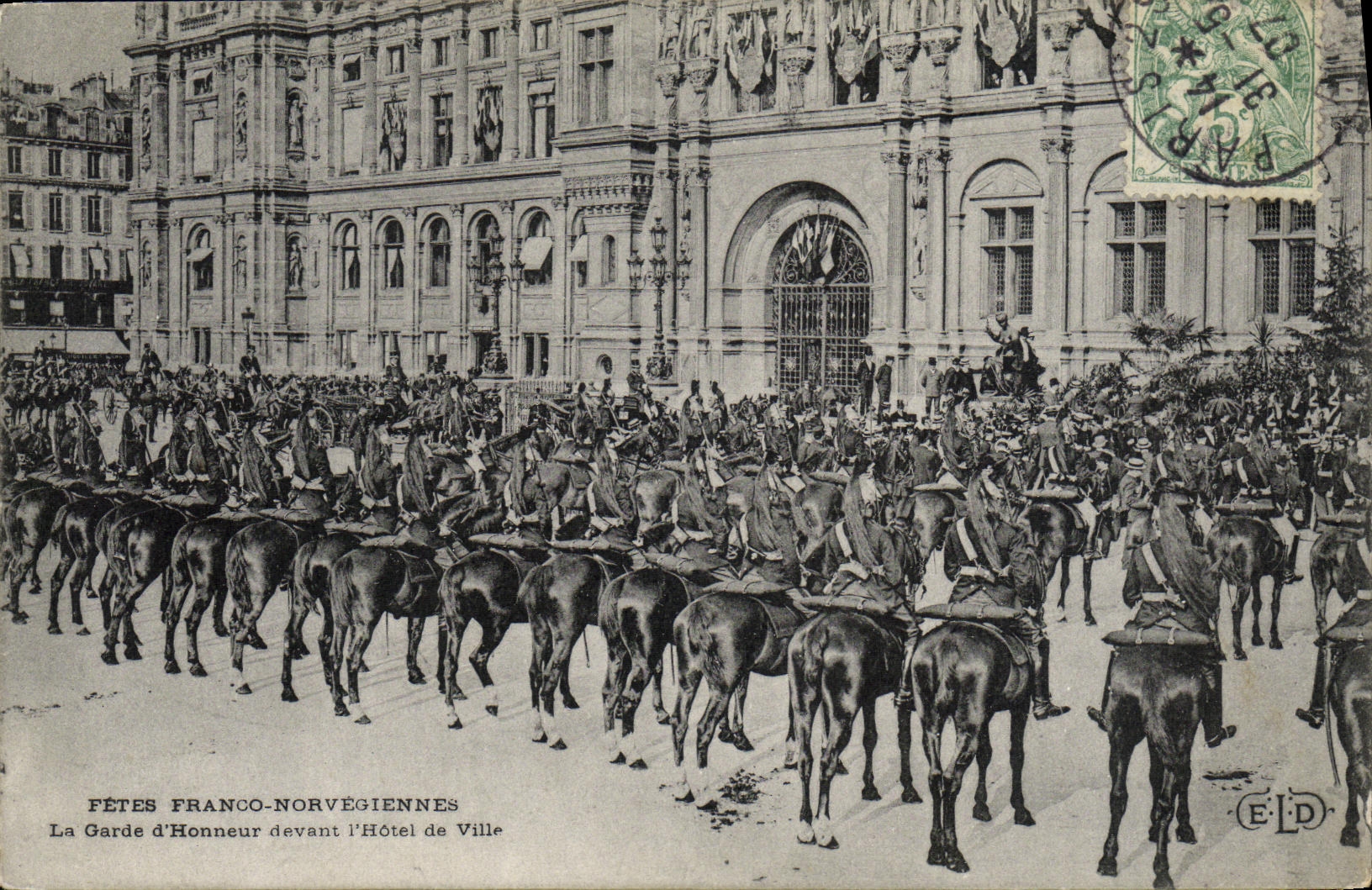Fêtes Franco-Norvégiennes — La Garde d'Honneur devant l'Hôtel de Ville — E.D. éditeur