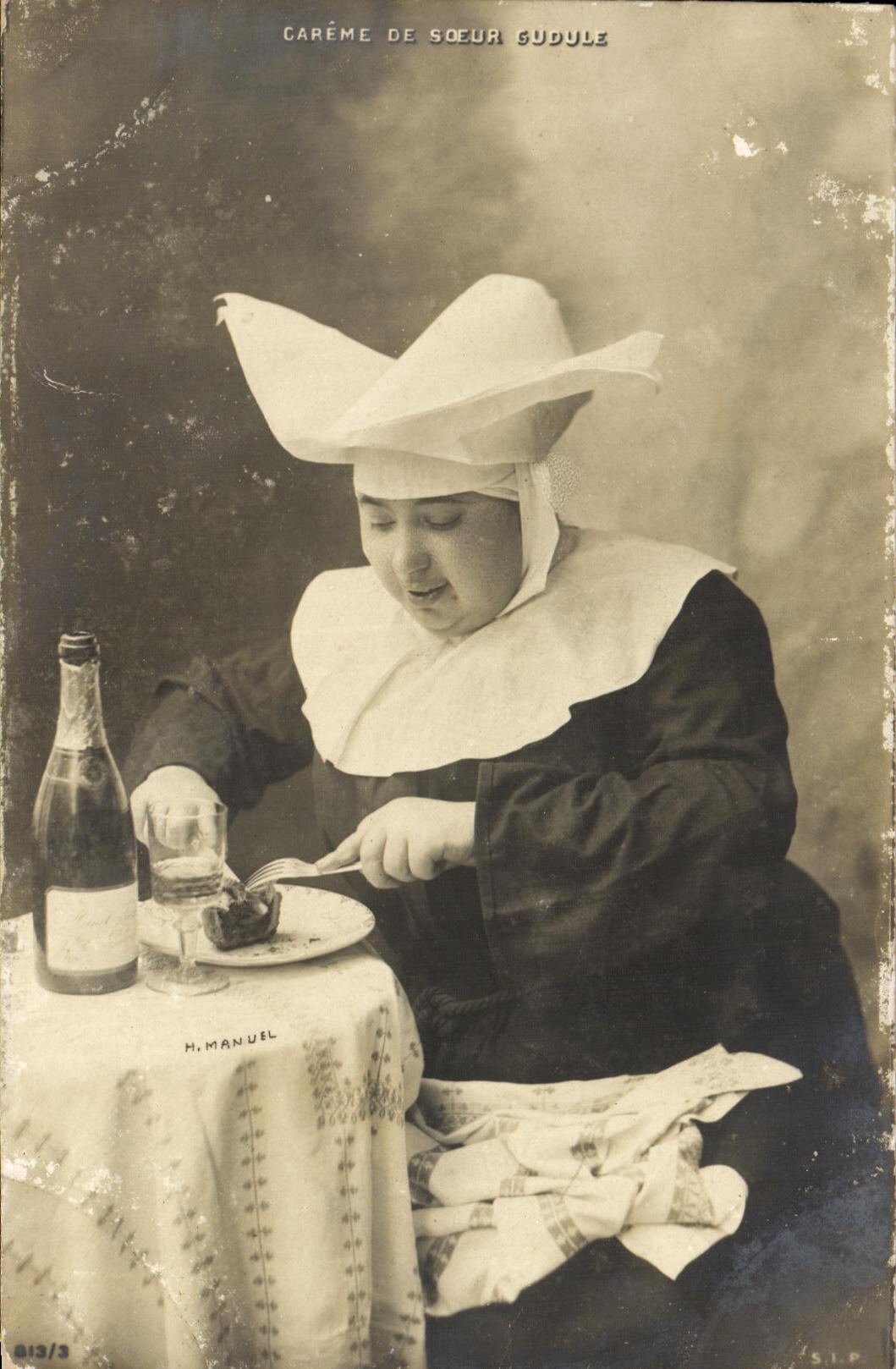 CPA Fantaisie Femme Careme de soeur Gudule 