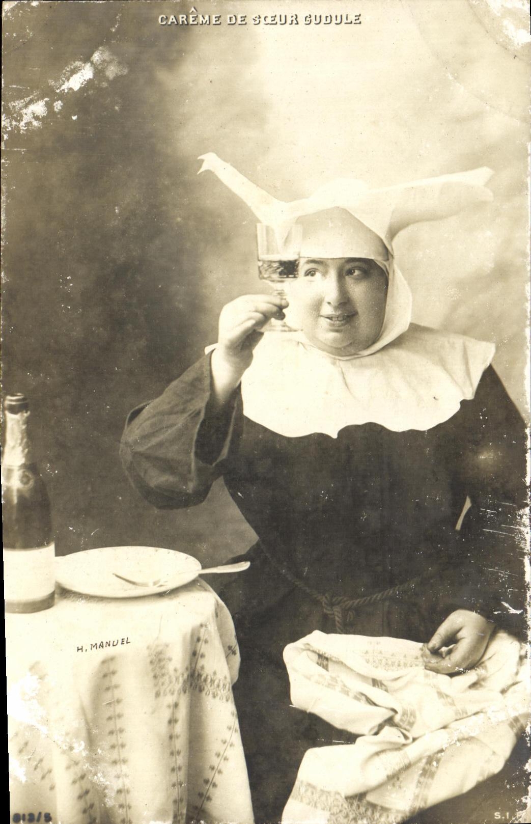 CPA Fantaisie Femme Careme de soeur Gudule 