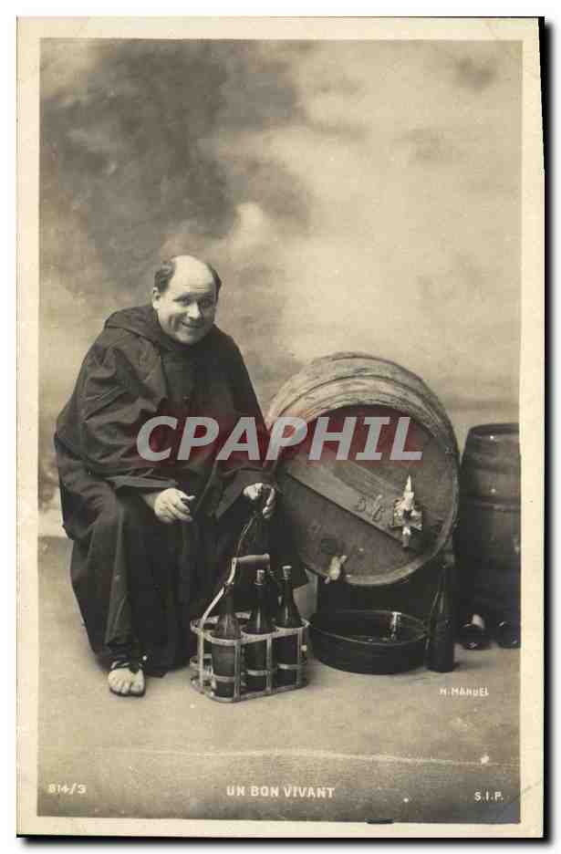 CPA Fantaisie Homme Un bon vivant Pretre Vin Alcool