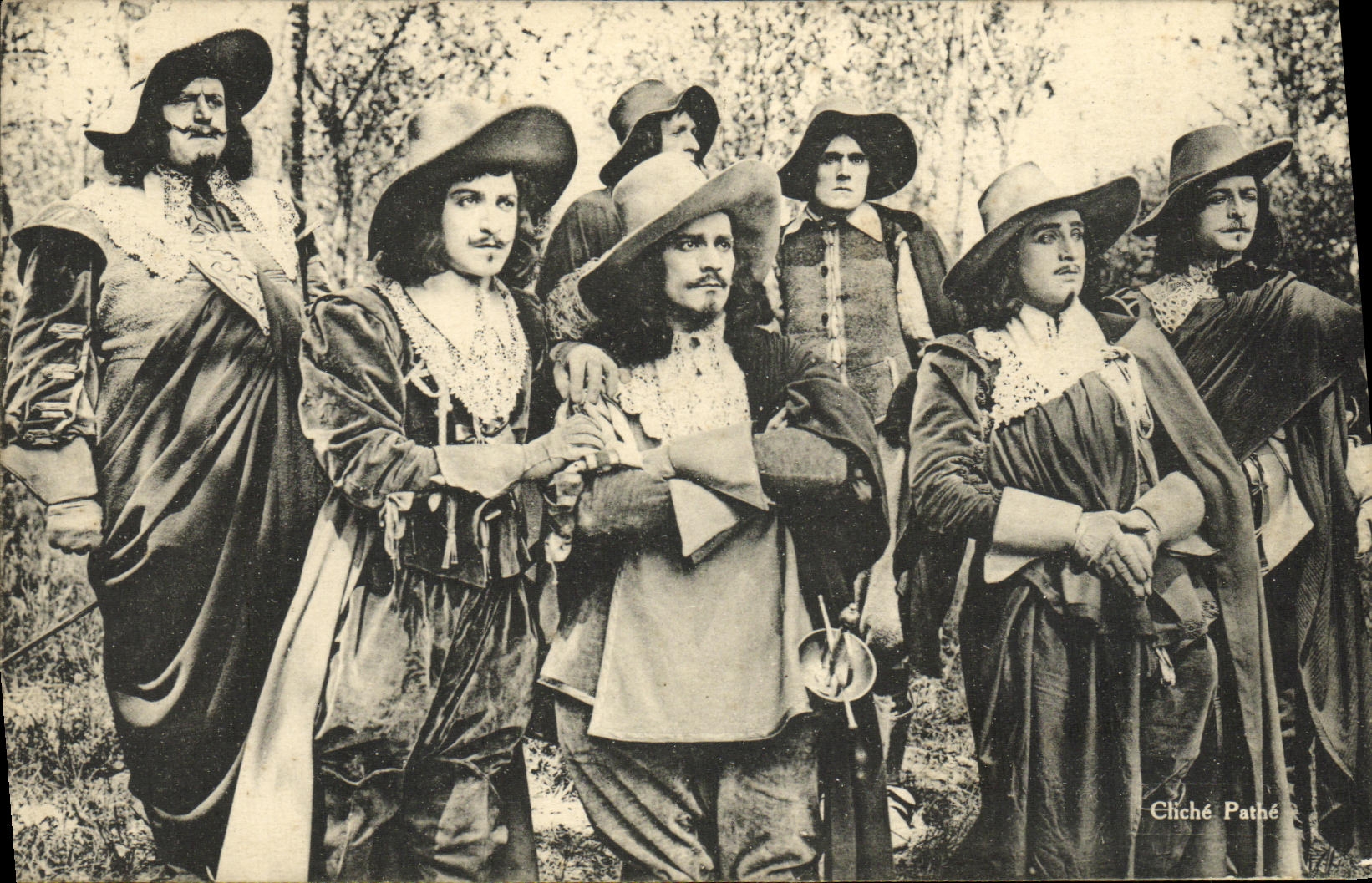 CPA Cinema Les Trois mousquetaires Alexandre Dumas 