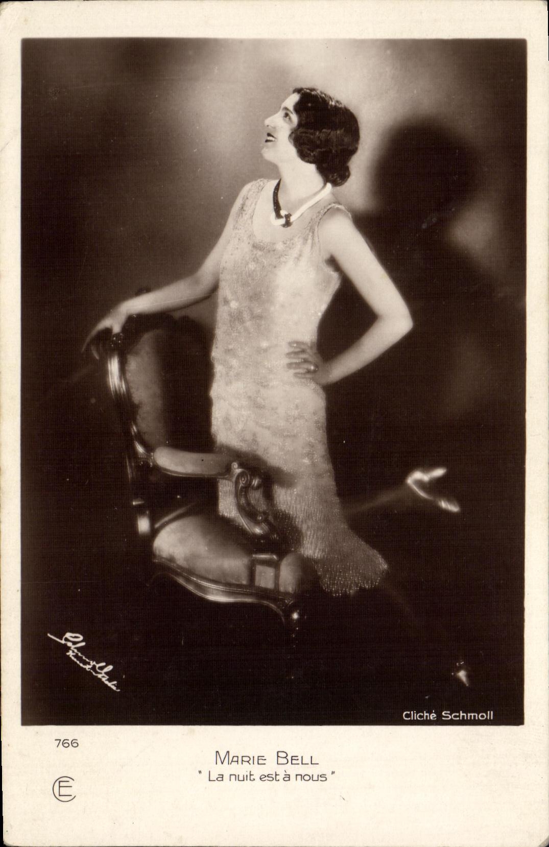 CPA Cinema Marie Bell La nuit est a nous 