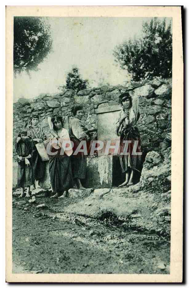 Kabysische Frauen am Brunnen — Algerien, 1930 — S.P. G.A.