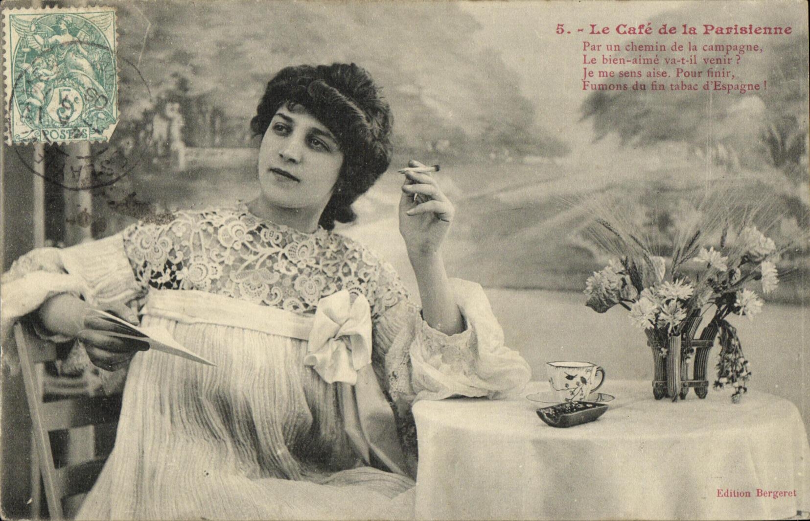 CPA Fantaisie Femme Le cafe de la parisienne 