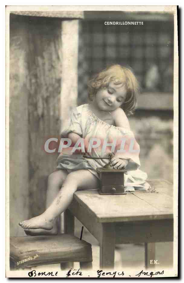 CPA Fantaisie Enfant Cendrillonnette Cafe