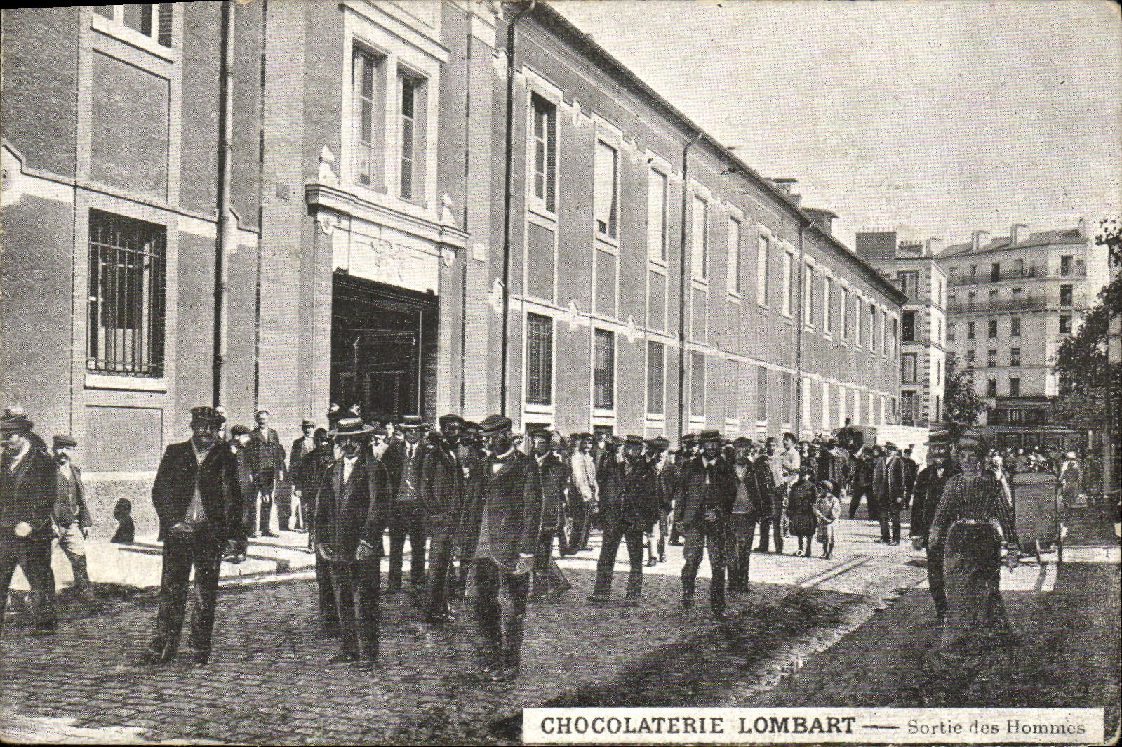 CPA Chocolaterie Lombard Sortie des hommes 