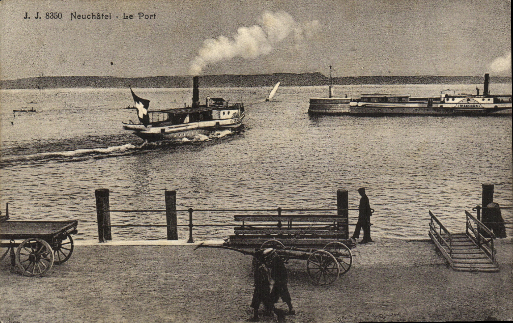 CPA Suisse Neuchatel Le port Bateau 