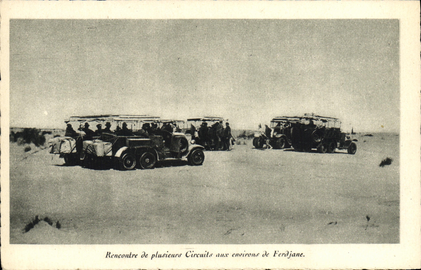 CPA Automobile Rencontre de plusieurs circuits aux environs de Ferdjane 