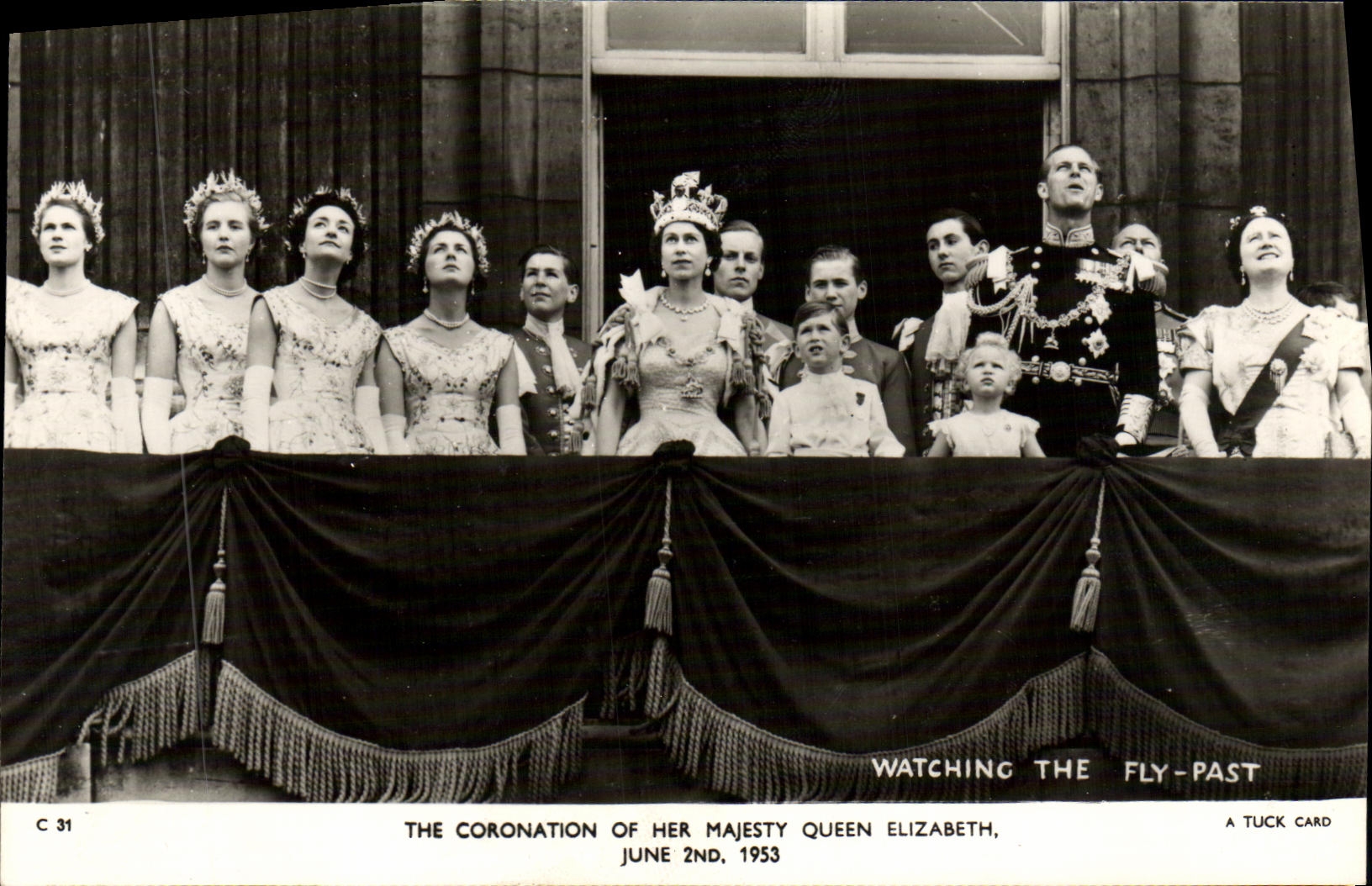 La couronne de la Reine Elizabeth — Vue du fly-past — Tuck Card C 31
