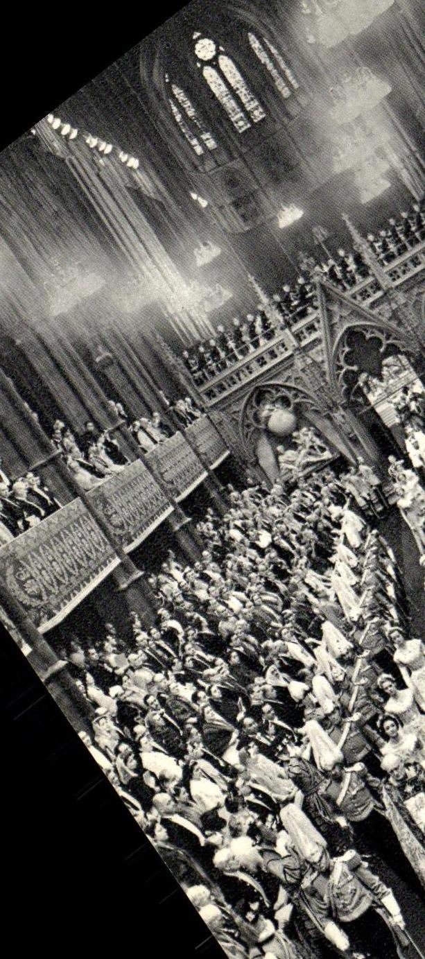 Cathédrale de Notre-Dame — Cérémonie de couronnement — Tuck's Postcard