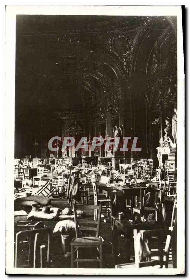 CPM Militaria 2eme guerre mondiale Liberation de Paris Le Senat apres leur depart