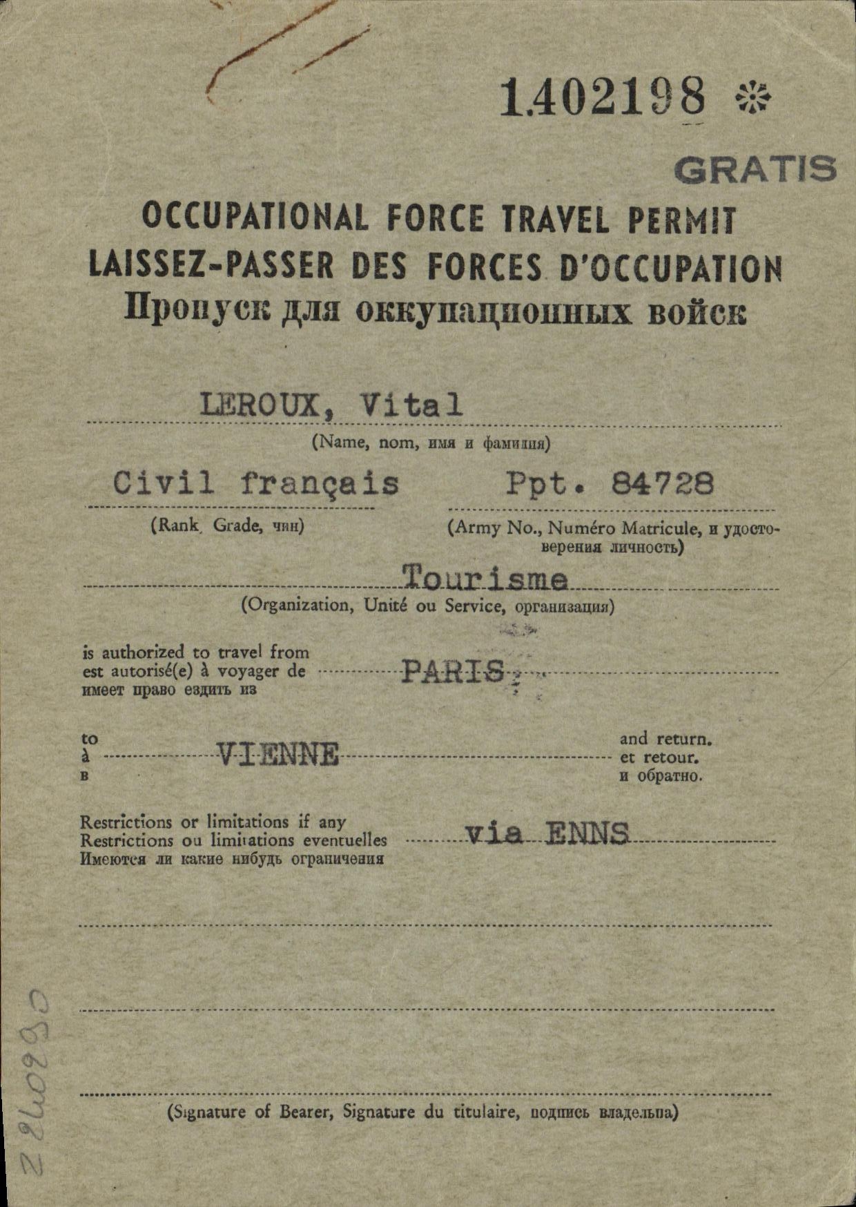 Laissez passer des forces d'occupation 1954 Linz Enns Anstetten St Polten Vienne Leroux Militaria