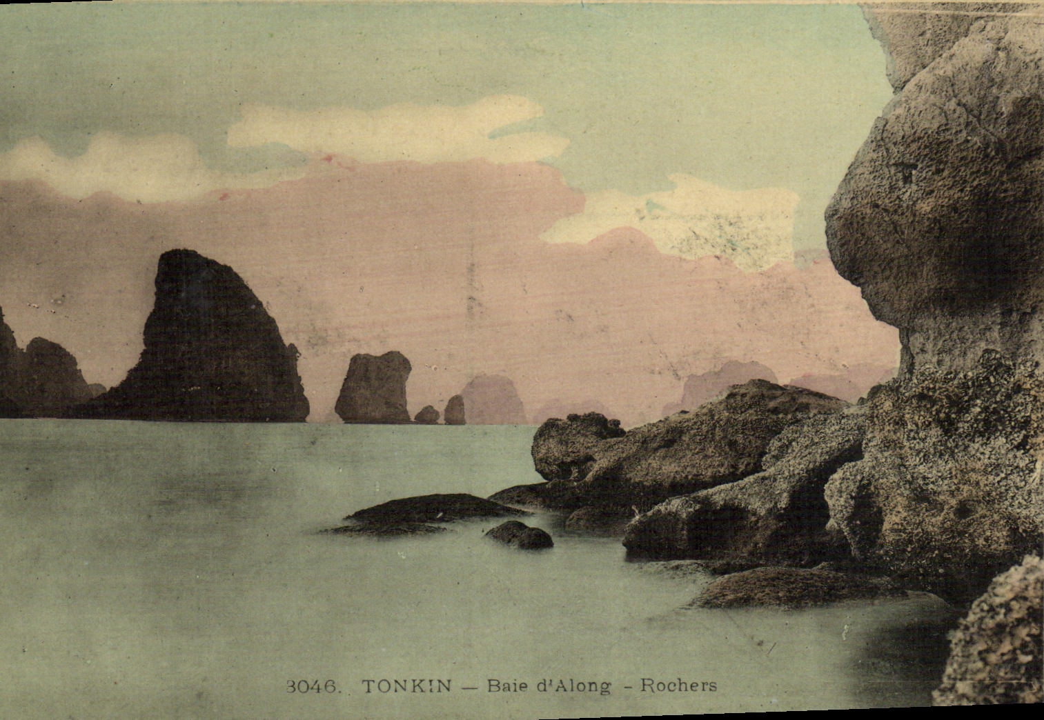 Baie d'Along — Rochers — Éditeur inconnu, n° 3046
