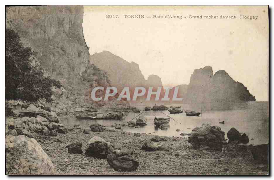 Tonkin — Bay of Along — Large rock in front of Hougay