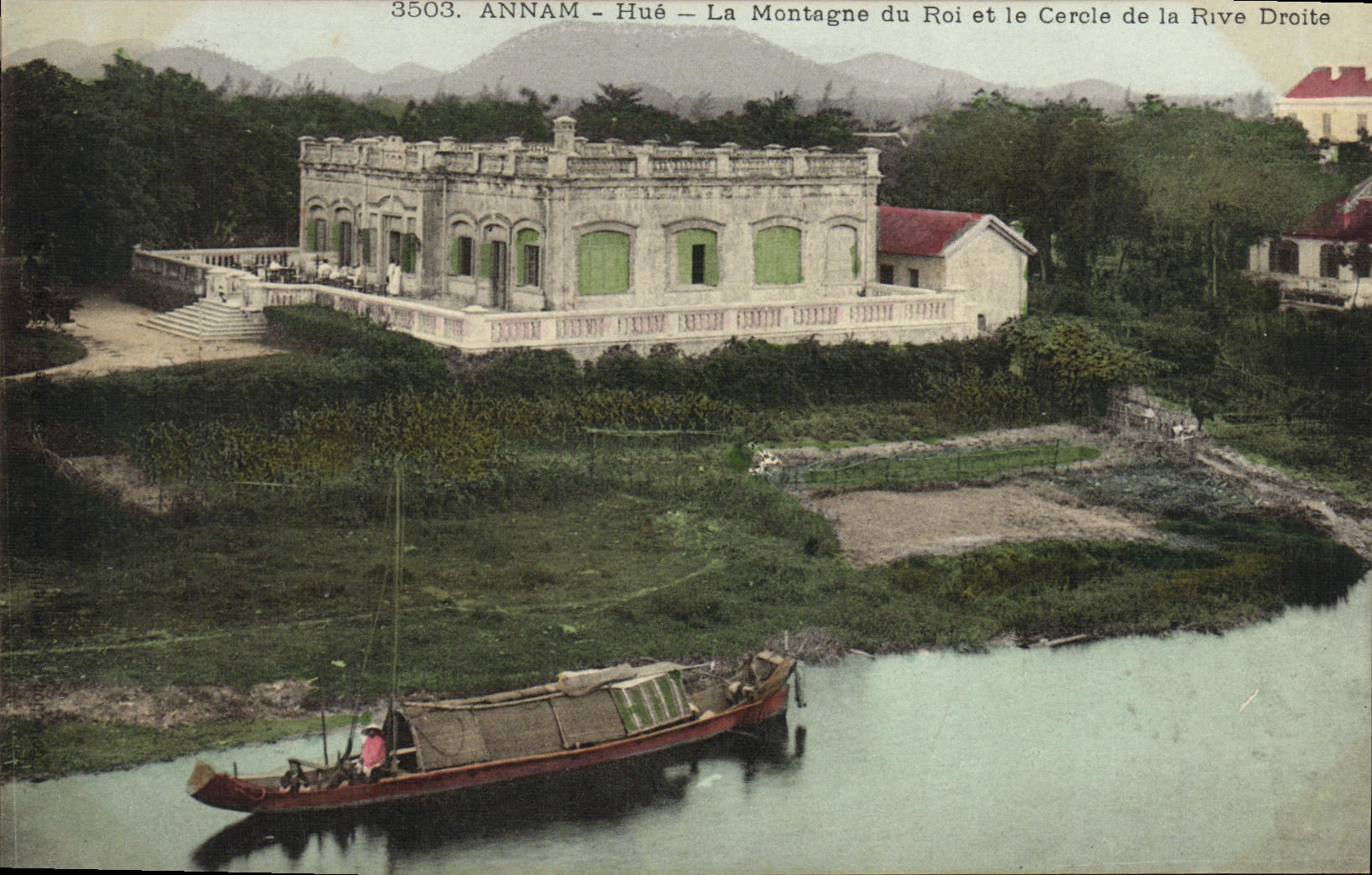 CPA Indochine Annam Hue La montagne du roi et le cercle de la rive droite 
