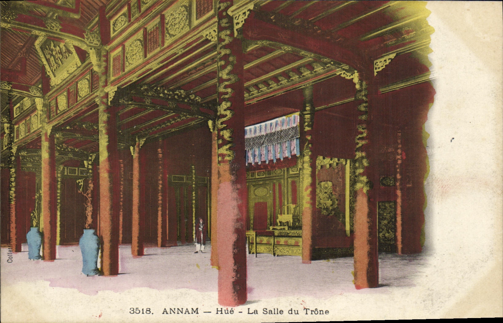CPA Indochine Annam Hue La salle du trone