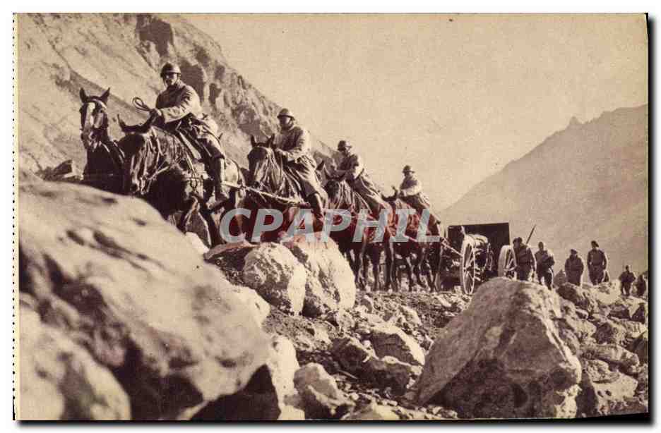 CPA Militaria A la recherche d'une position de batterie en montagne 