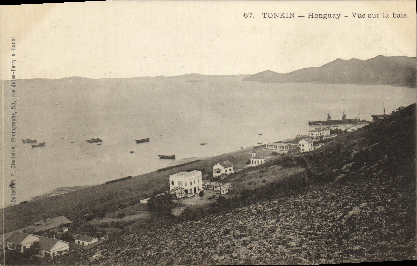 CPA Tonkin Honguay Vue sur la baie 