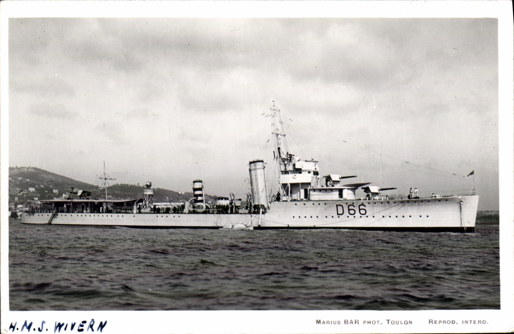 CPA Bateau HMS Wivern