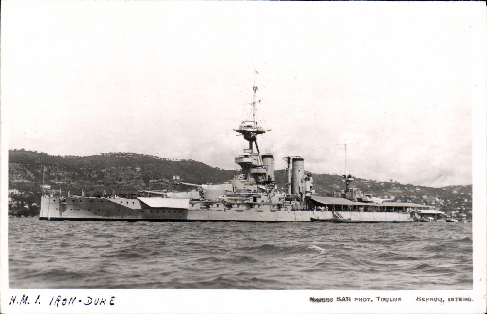 CPA Bateau HMS Iron Duke