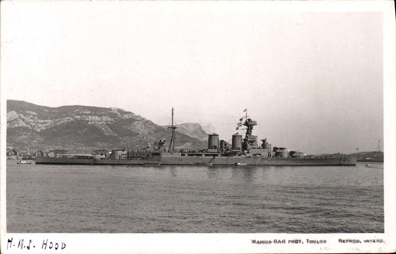 CPA Bateau HMs Hood