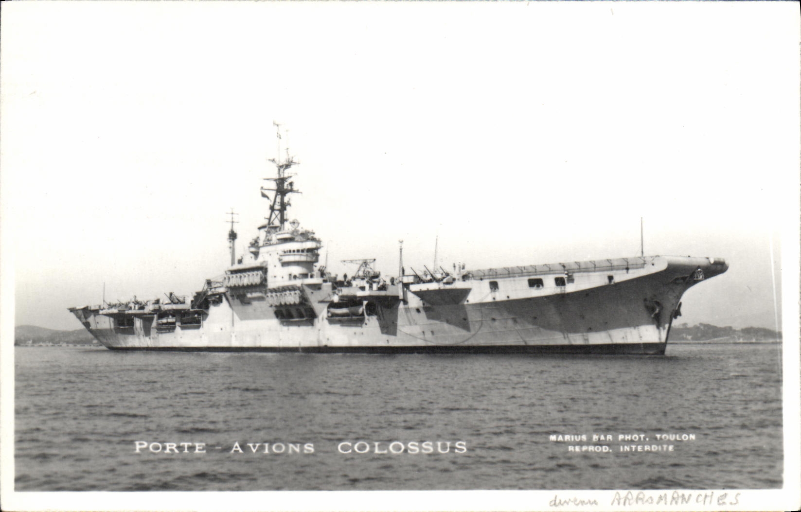 CPA Bateau Porte Avions Colossus