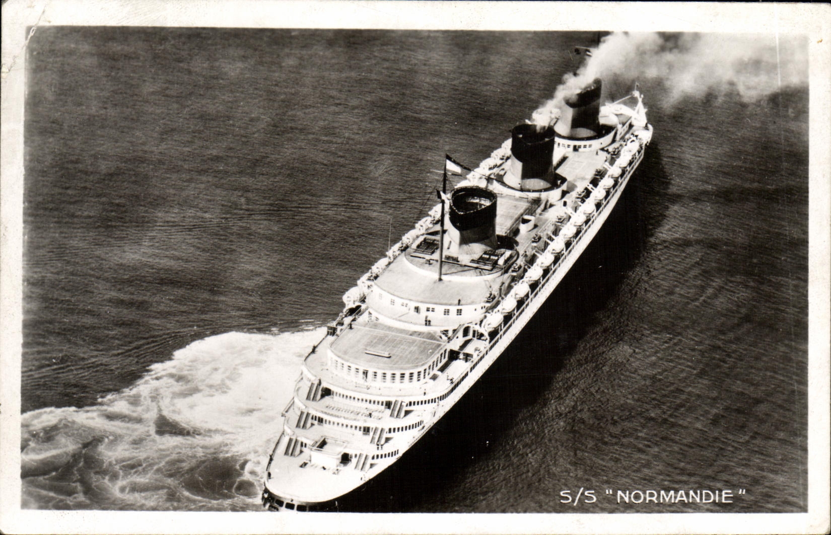 CPA Bateau Paquebot Normandie Transatlantique French Line