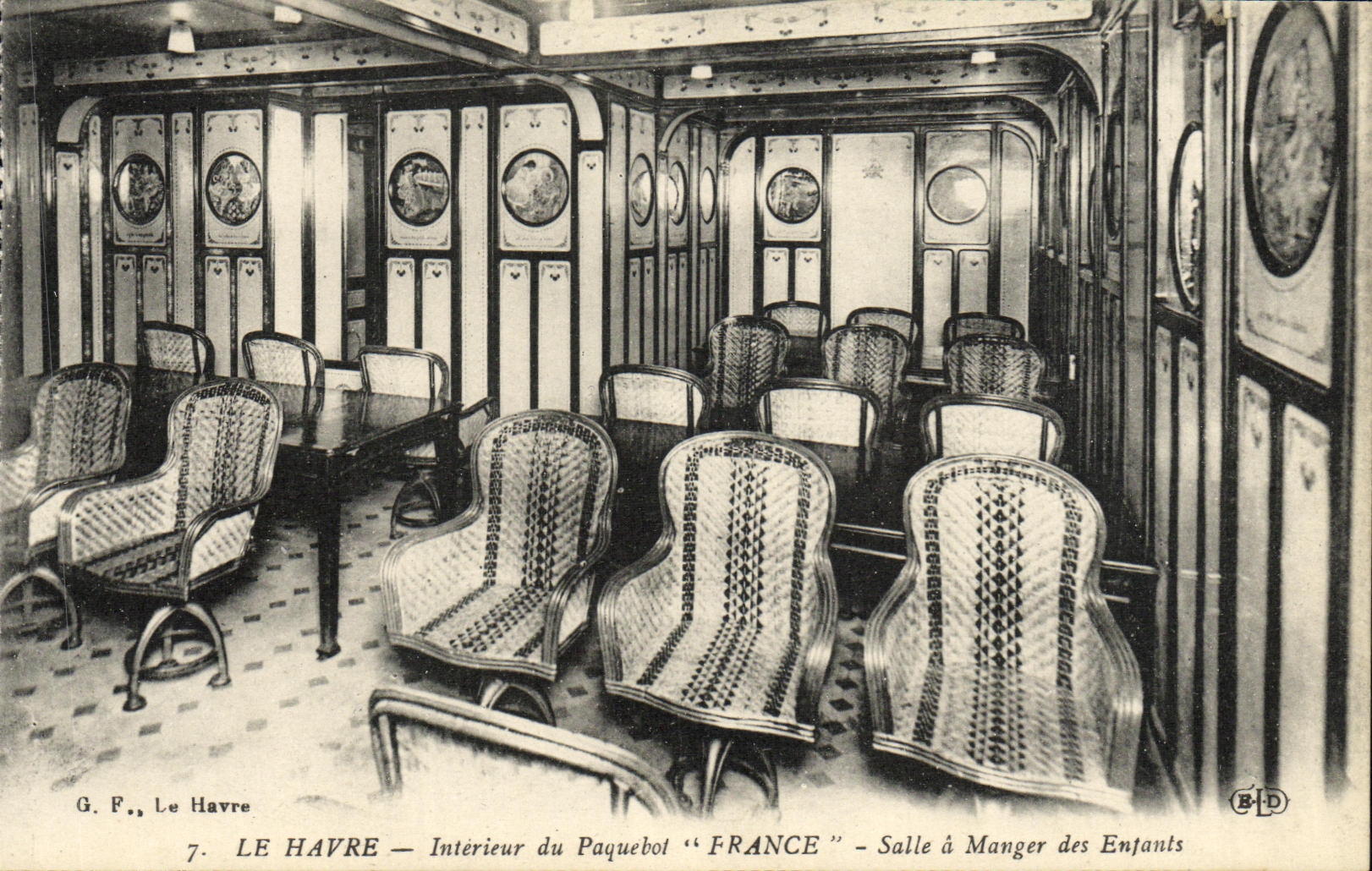 Le Havre — Intérieur du Paquebot "FRANCE" — Salle à Manger des Enfants