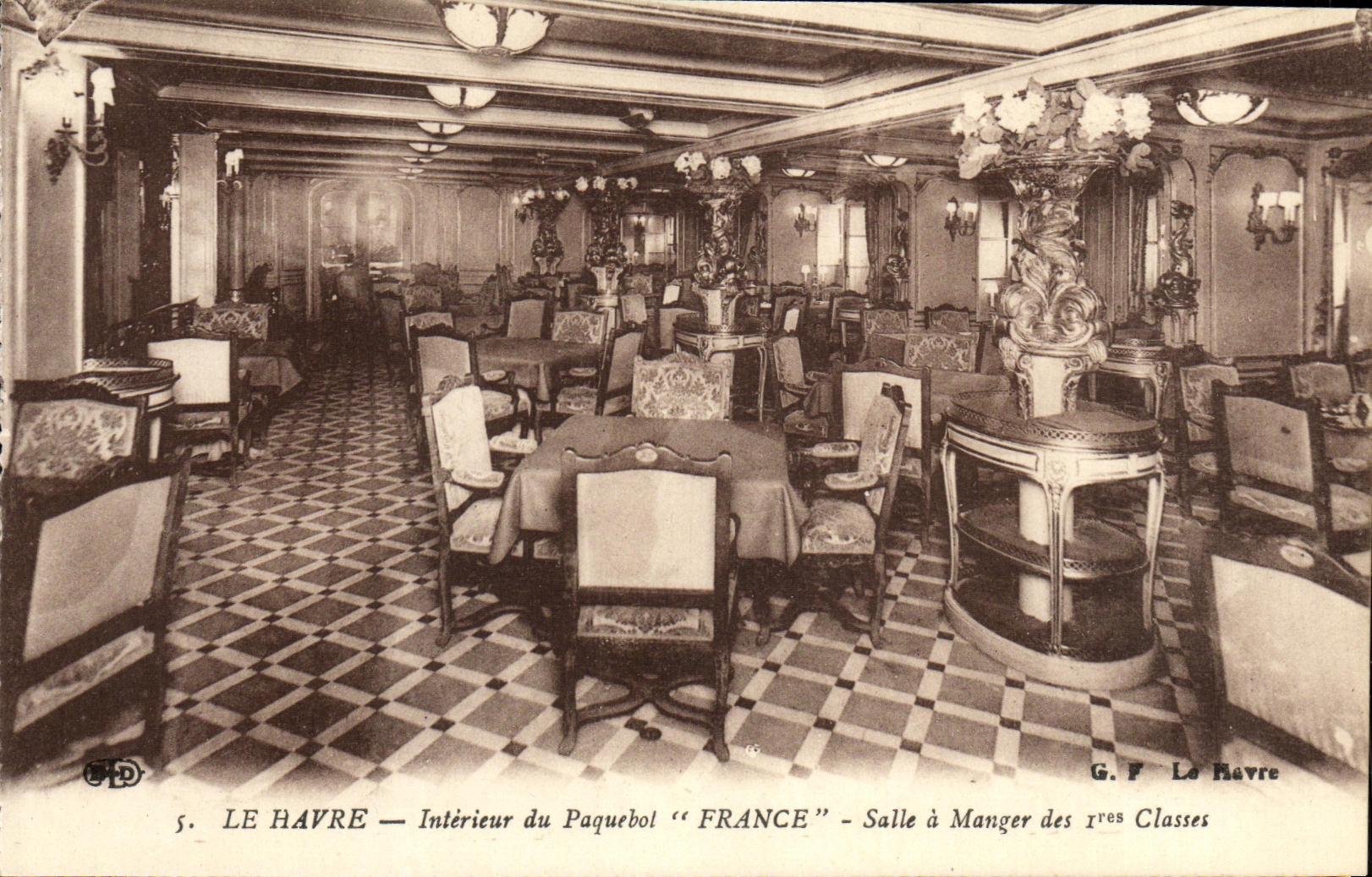 Le Havre — Intérieur du Paquebot "France" — Salle à Manger des 1ères Classes
