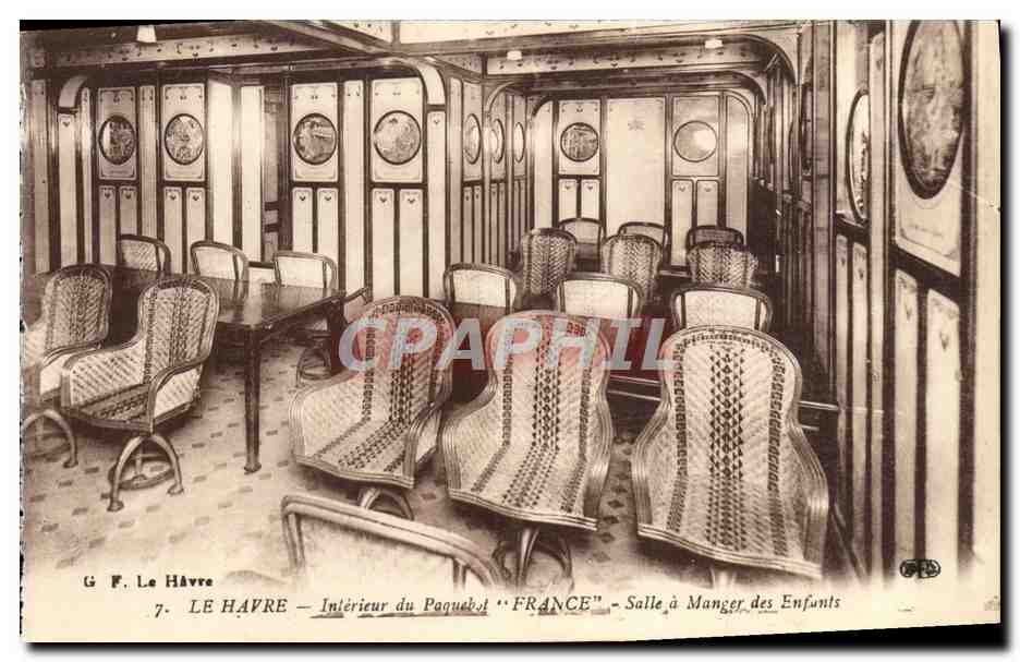 CPA Bateau Le Havre Le Transatlantique France Interieur Salle a manger des enfants